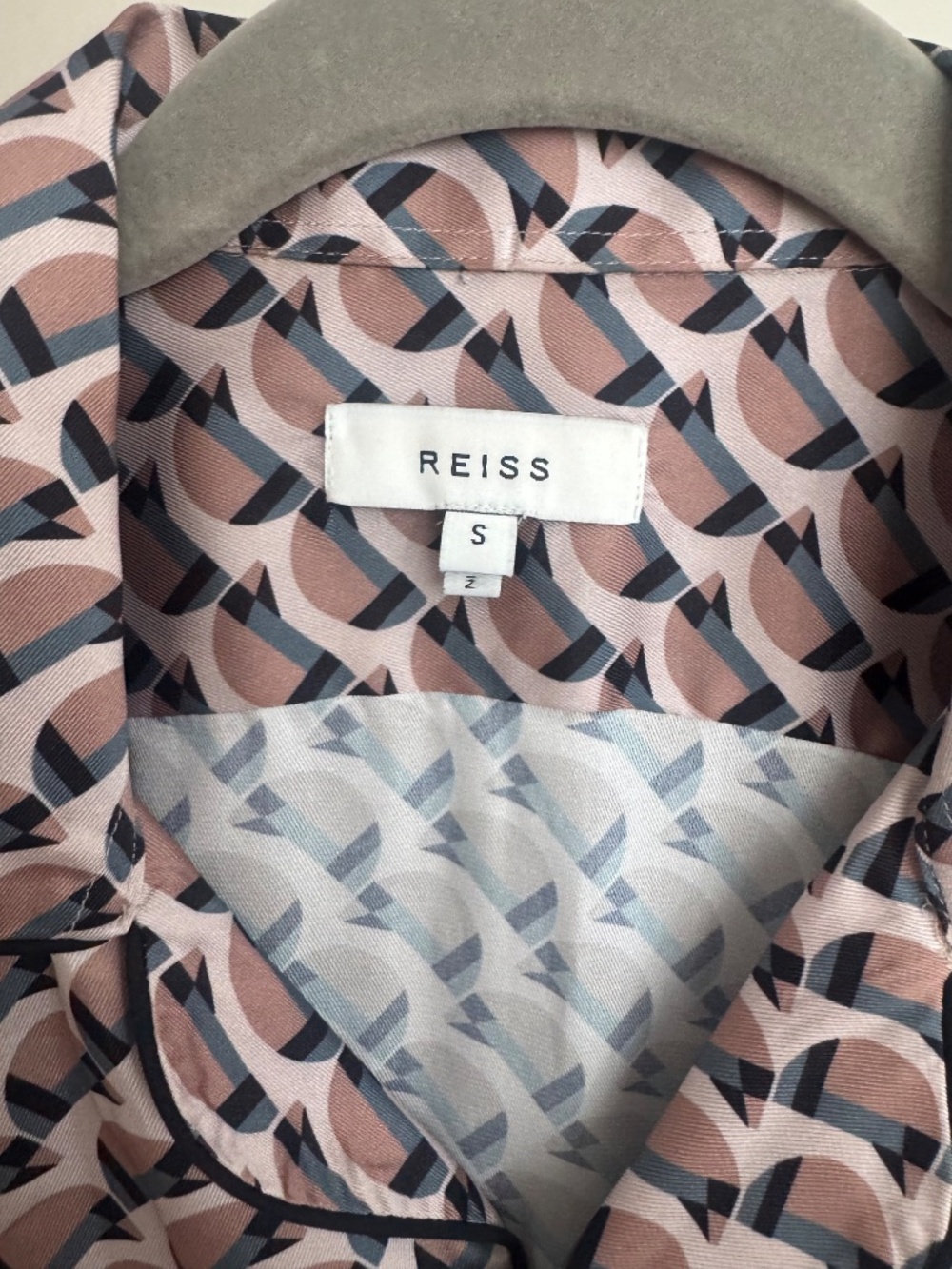 NEW REISS Haydon Printed Cuban Collar Shirt - Picture 9 of 11
